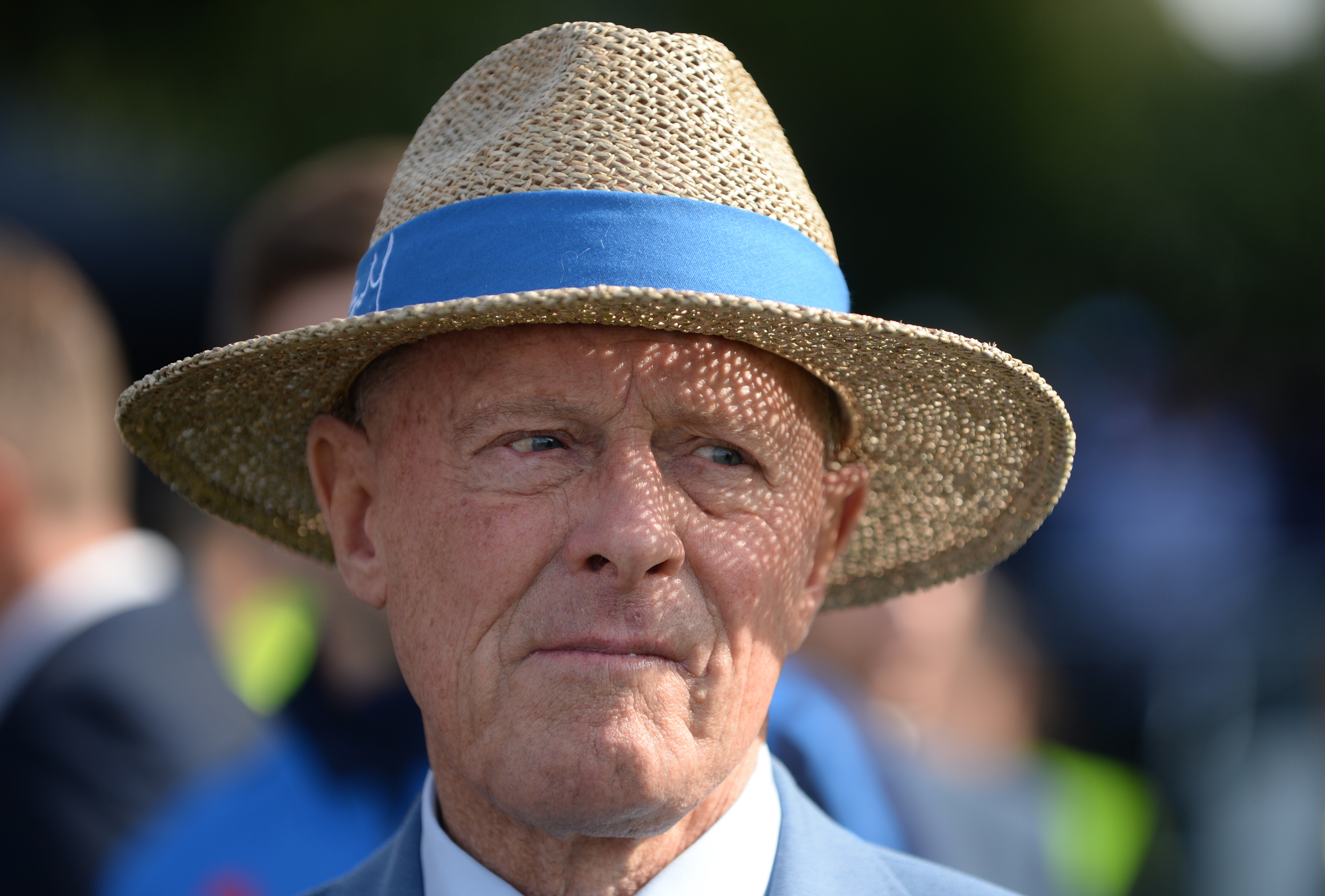 Geoffrey Boycott 'unreservedly' apologies for his unacceptable racial jibe against West Indian players